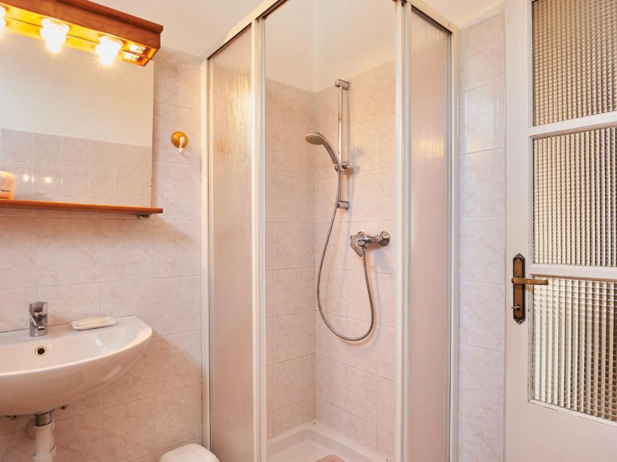 Apartment Banca By Interhome Pianello Del Lario Luaran gambar